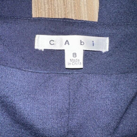 Cabi #814 navy pants side zipper size 8 - Picture 4 of 9